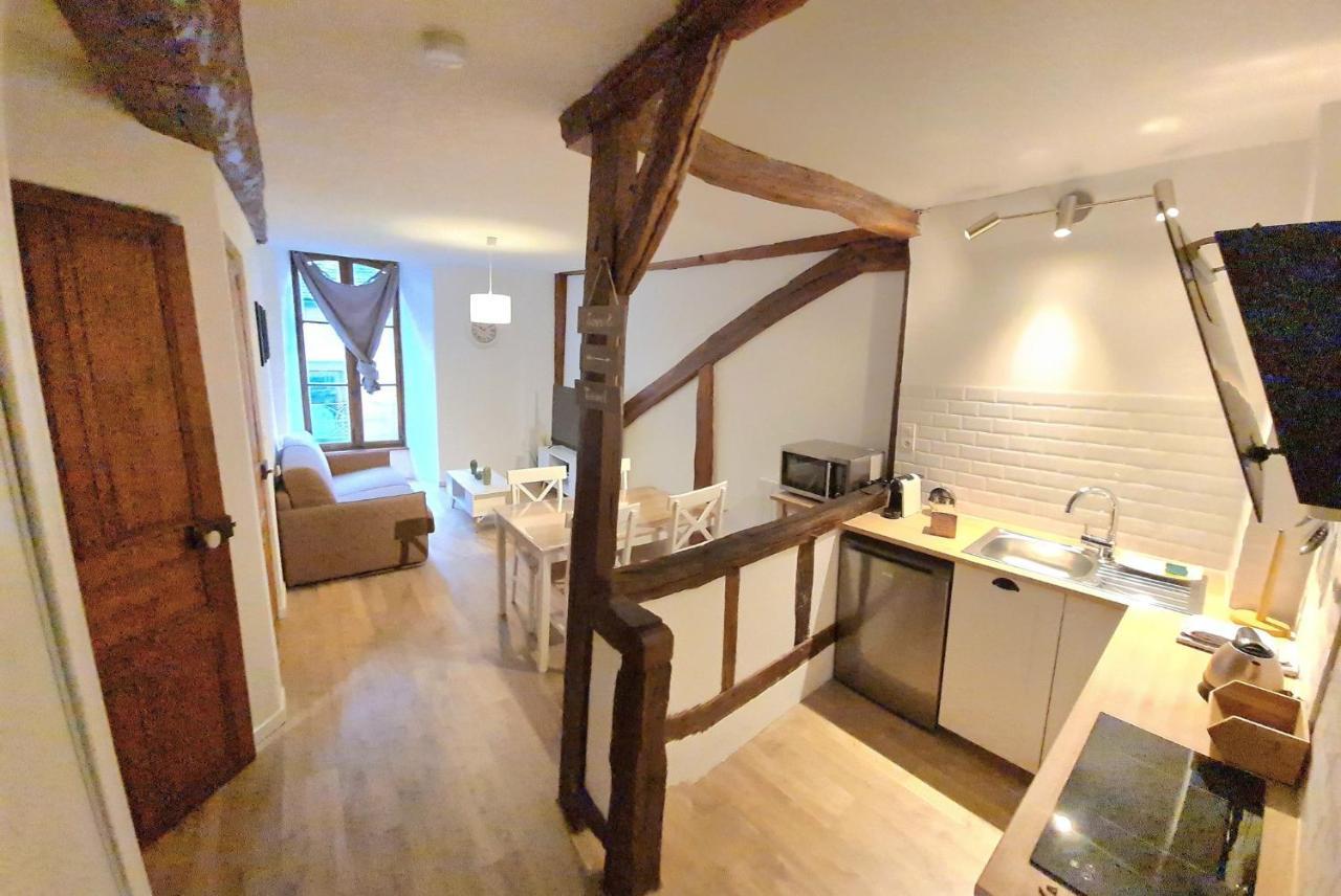 Chez Saint Frobert - Hyper Centre - Bouchon Appartamento Troyes Esterno foto